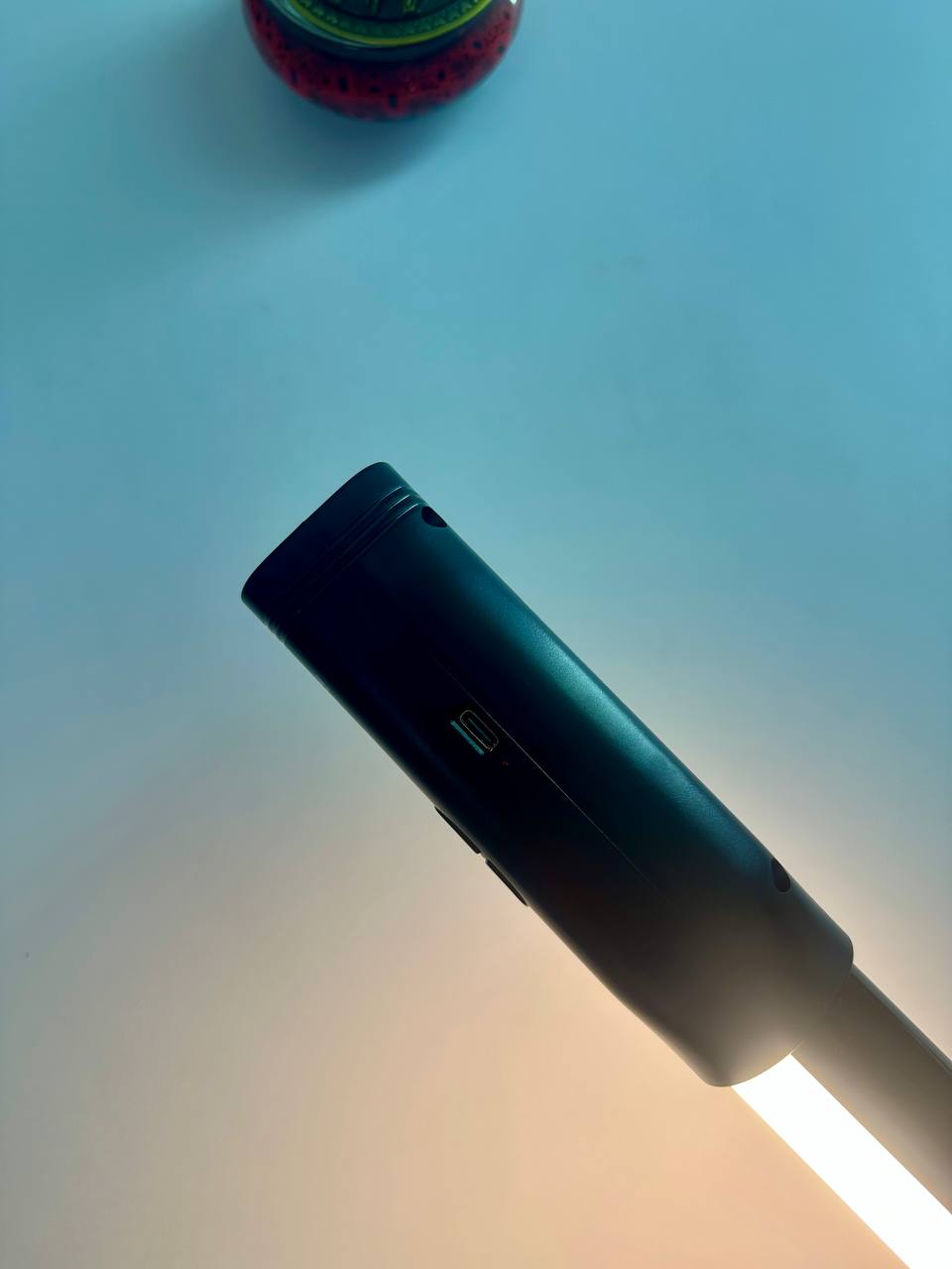 Plokama VL-06 LED Video Light Wand Stick, 2000mAh Rechargeable, 2700K-6500K Bi-Color