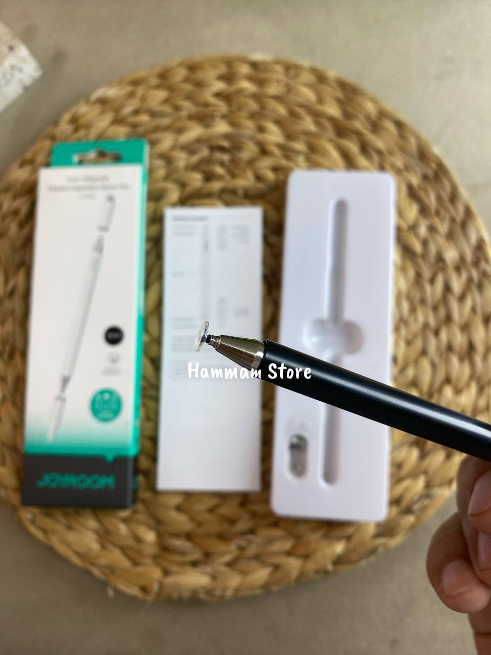 JOYROOM JR-BP561 Stylus Pen Passive 3-in-1 Magnetic Capacitive Pencil for Tablets Smartphones